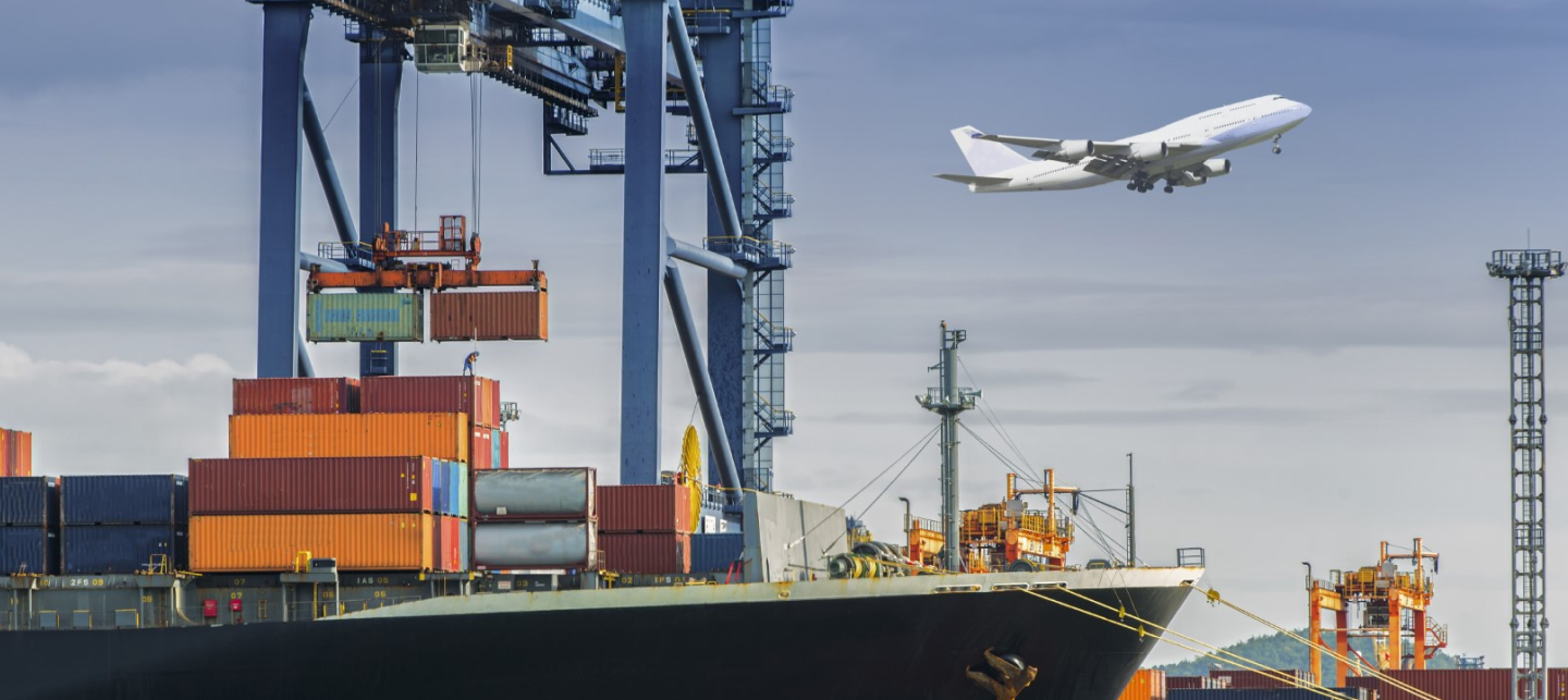 sea and air shipping